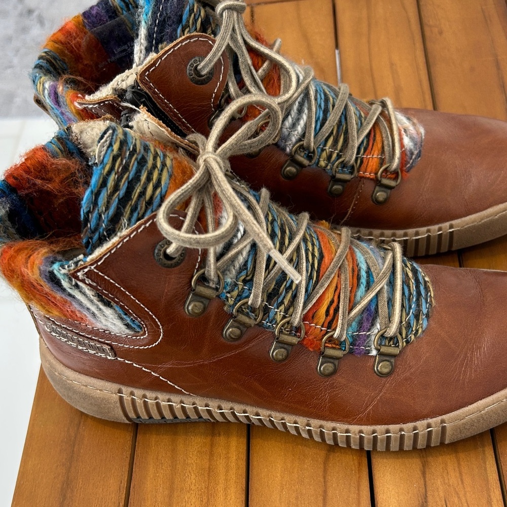 Josef Seibel Brown Leather Boots with Multicolor Knit